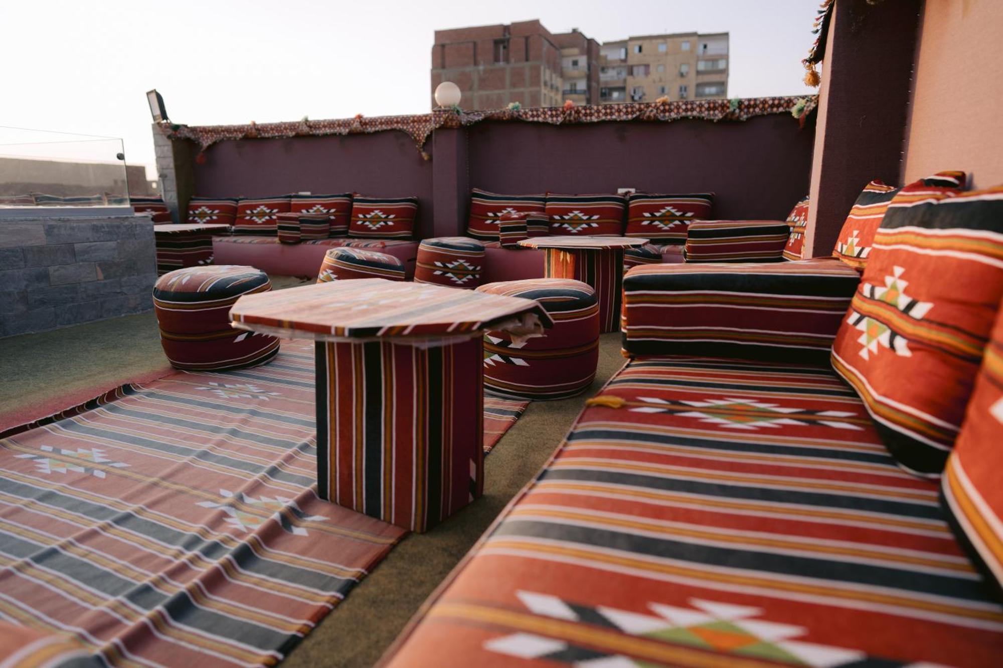Tuya Pyramids Inn Kafrat al Jabal Экстерьер фото