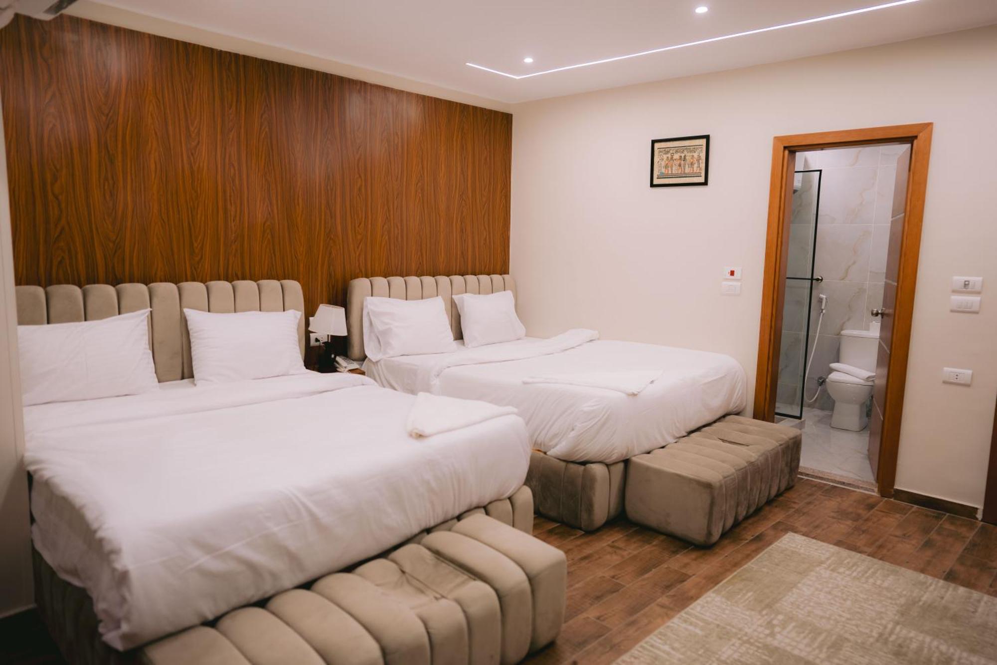 Tuya Pyramids Inn Kafrat al Jabal Экстерьер фото